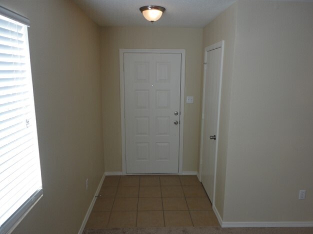 Building Photo - 3752 Rancher Loop NE