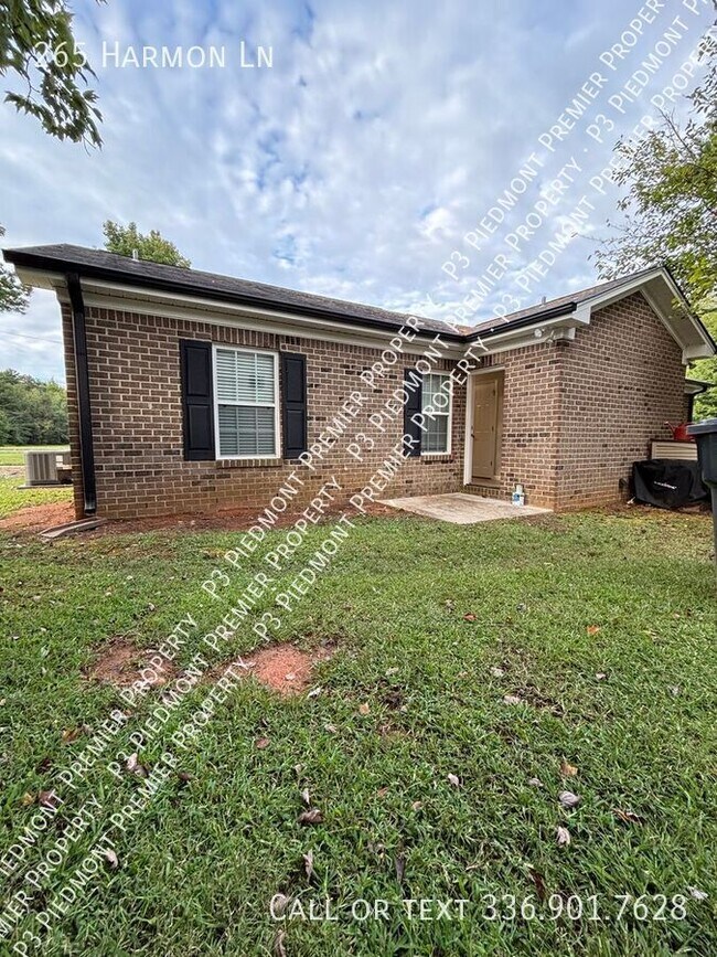 Foto del edificio - 265 Harmon Ln