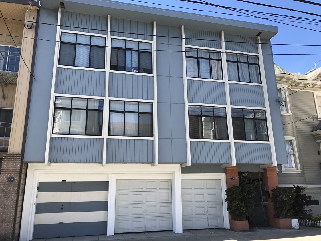 Primary Photo - 335 2nd Ave