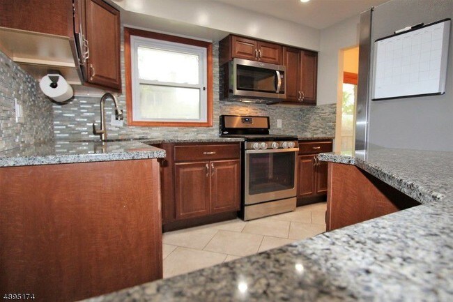 Foto del edificio - 181 Grandview Ave