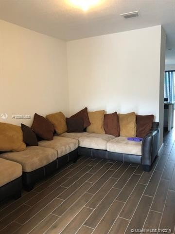 Foto del edificio - 1477 SE 26th Ave
