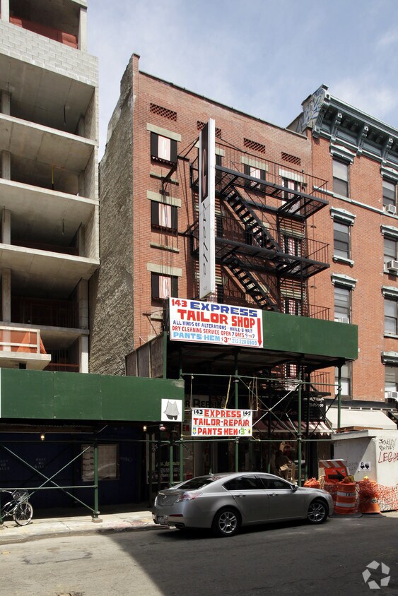 Primary Photo - 143 Orchard St