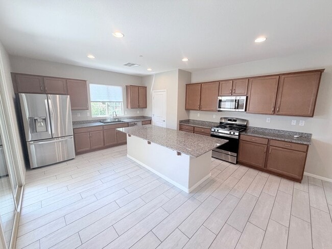 Foto del edificio - Unique Floorplan in Skye Canyon!