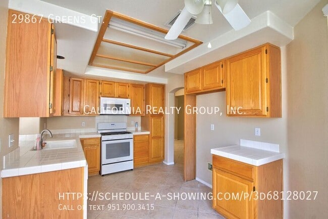 Building Photo - 29867 Greens Ct