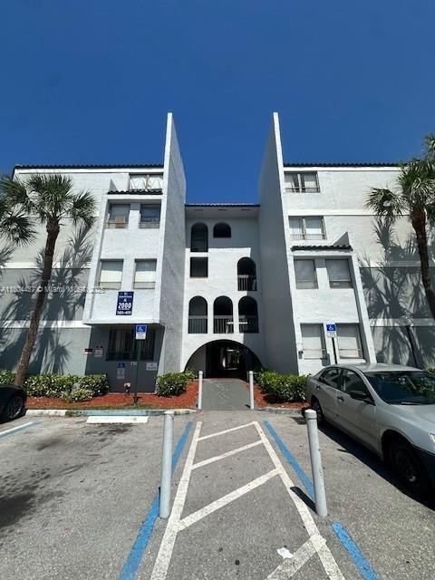Building Photo - 2000 N Congress Ave