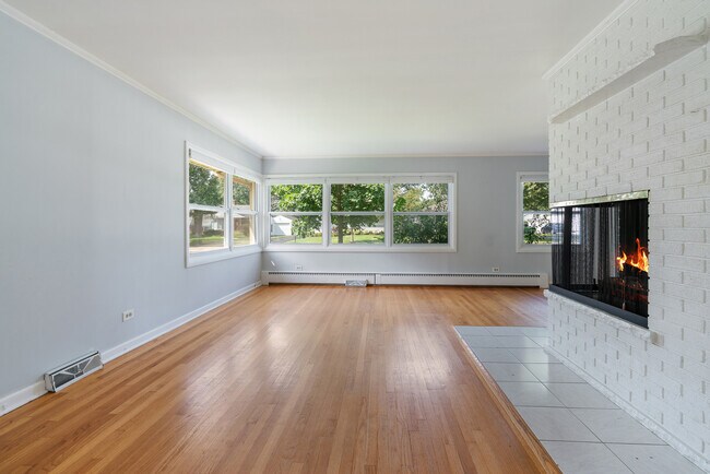 Foto del edificio - 301 N Derbyshire Ave