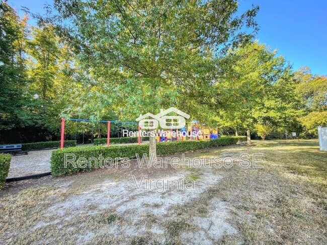Building Photo - 6012 Newington Pl