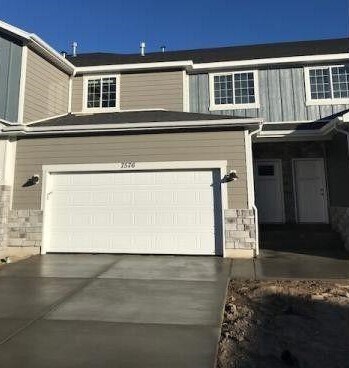 Foto del edificio - 7576 N Hutch Ln