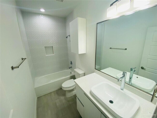 Building Photo - 1626 Marlin Blvd