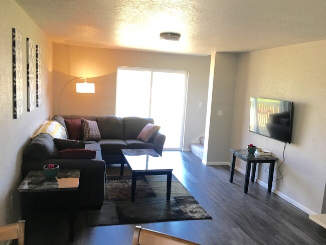 Building Photo - The West Hills Townhomes