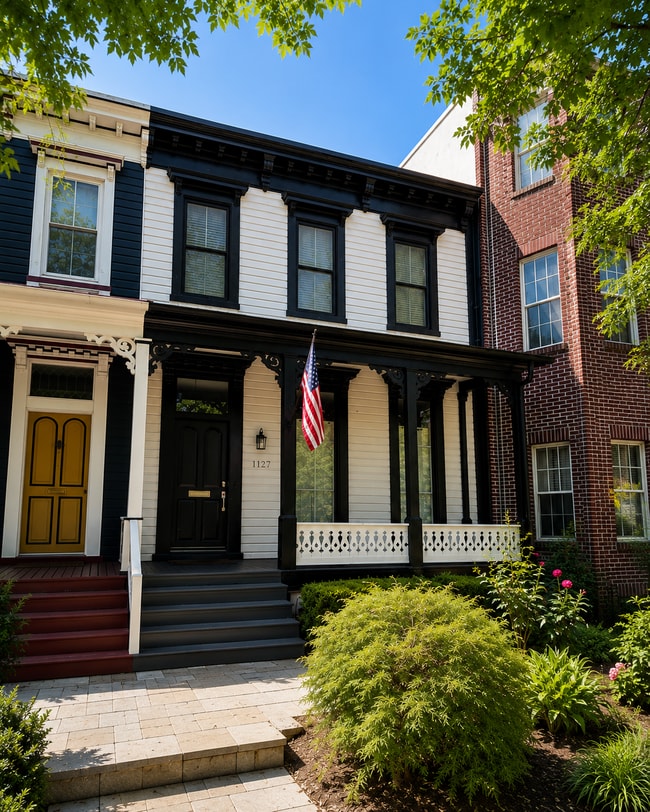 Building Photo - 1127 G St NE