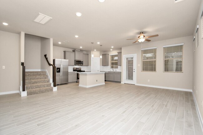 Building Photo - 8515 Rising Stream Dr