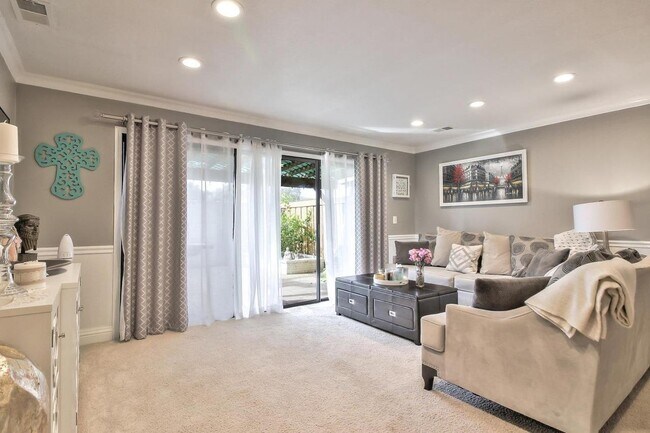 Foto del edificio - 17125 Creekside Cir
