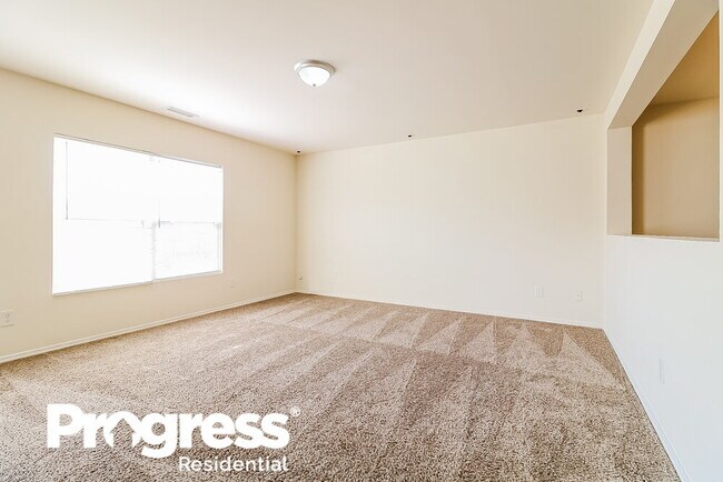 Foto del edificio - 383 Kerriann Ln