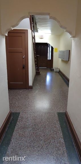 Foto del edificio - 235 E Townsend St