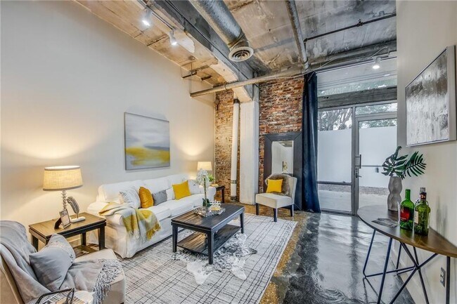 Foto del edificio - 659 Auburn Ave NE
