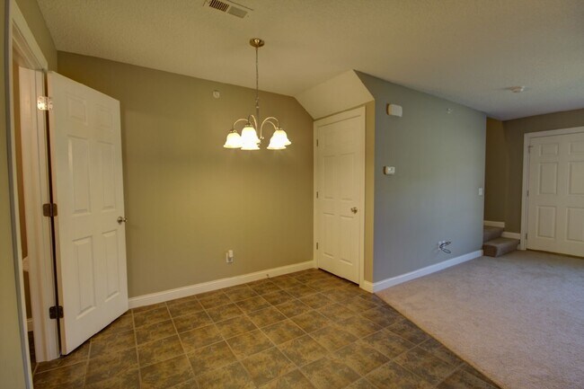 Foto del edificio - Gorgeous Townhomes