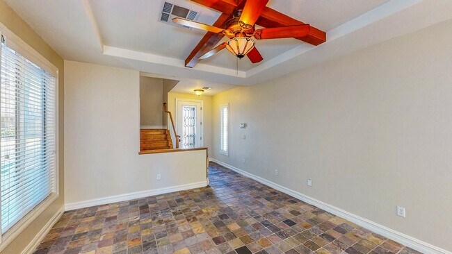 Building Photo - Former model home – Charming 2 bedroom 2 1...