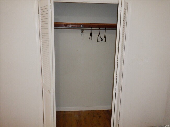 Foto del edificio - 137-50 Thurston St