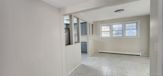 Foto del edificio - 192 Cypress Dr