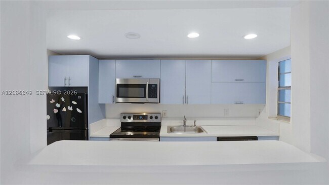 Foto del edificio - 1340 Lincoln Rd