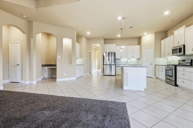 Foto del edificio - 3709 Tunstall Dr