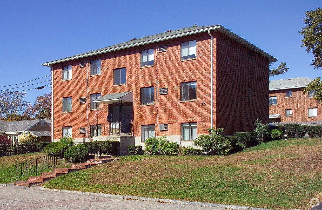 Primary Photo - 72 Martensen St