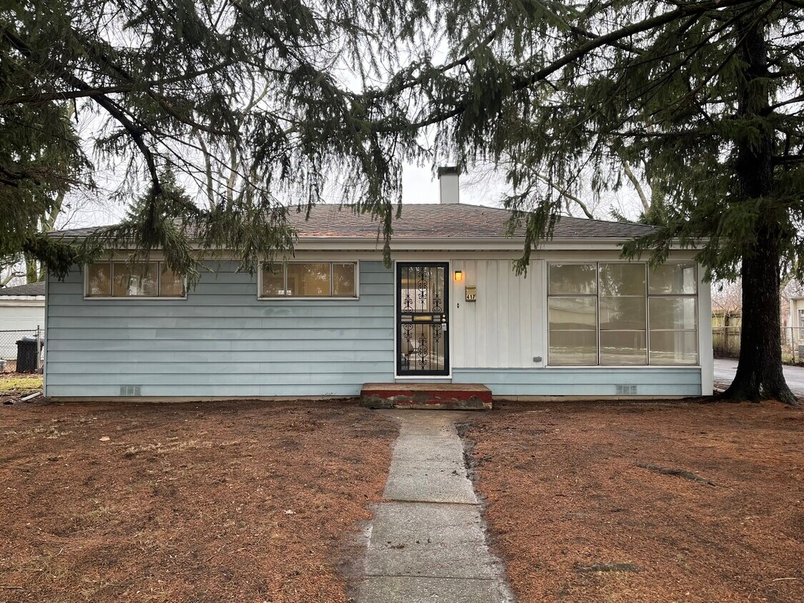 Primary Photo - 417 W Terrace St