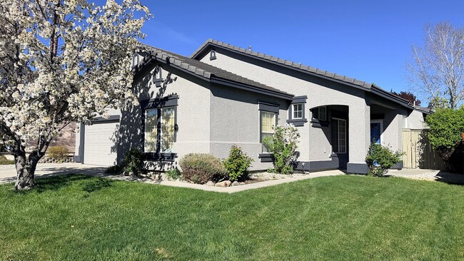 Building Photo - 10677 Vista Bonita Ln