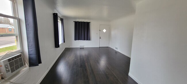 Foto del edificio - 4701 S Pearl St