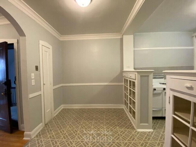Foto del edificio - 1 bedroom in Chicago IL 60625