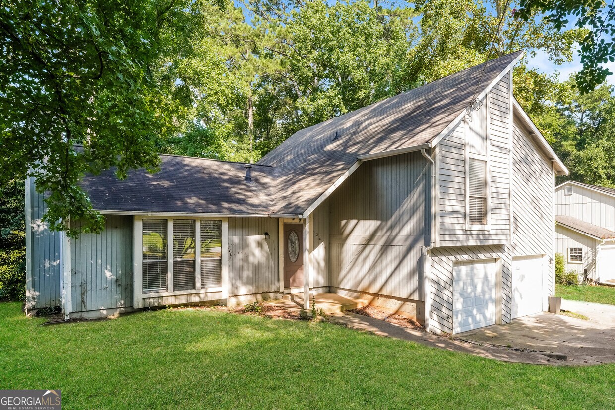 Primary Photo - 2464 Landington Way NW