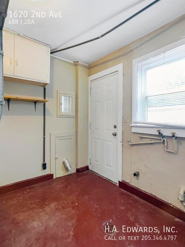 Foto del edificio - 1620 2nd Ave