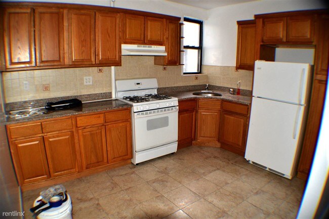 Building Photo - 3131 35th St