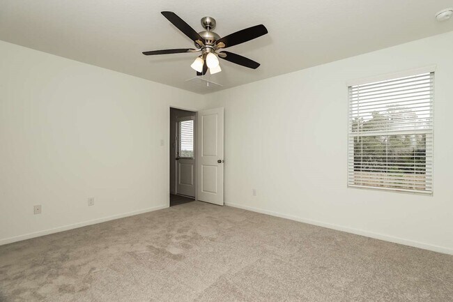 Foto del edificio - 14420 Jenson Crk