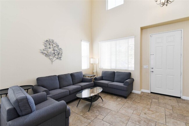 Foto del edificio - 7576 Walnut Grove Ave