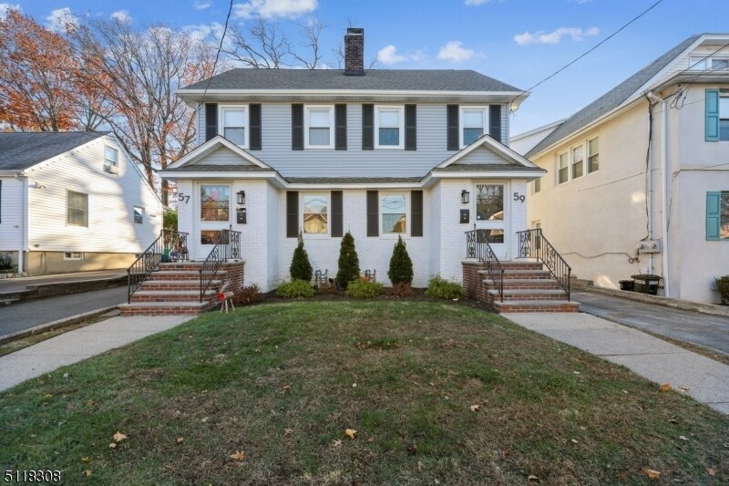 Primary Photo - 59 Oakridge Ave