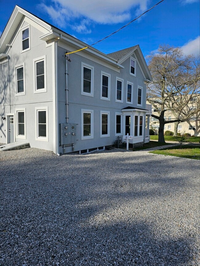 Foto del edificio - 281 Pequot Ave