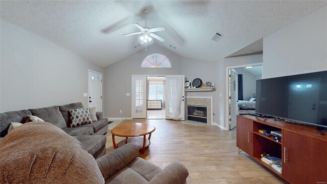 Foto del edificio - 7911 Plum Orchard Way