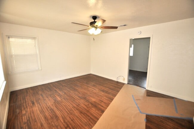 Building Photo - FOR LEASE - COMING SOON! Newly Remodeled 2...