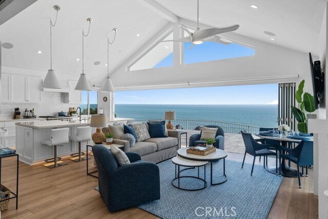 Building Photo - 241 Camino San Clemente