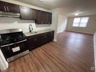 Building Photo - 6430 Tulip St