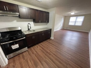 Building Photo - 6430 Tulip St