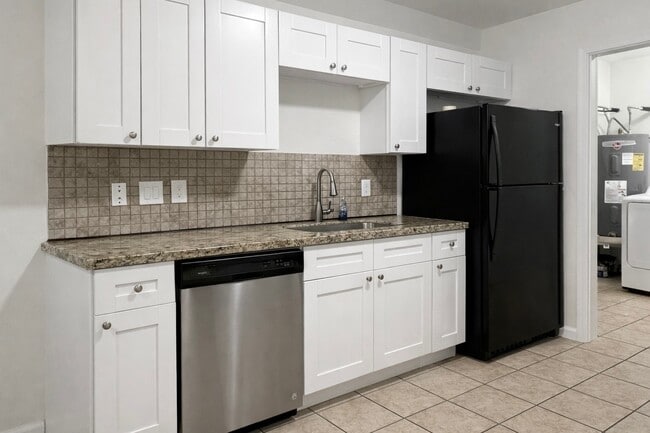 Building Photo - 6619 Carver Rd