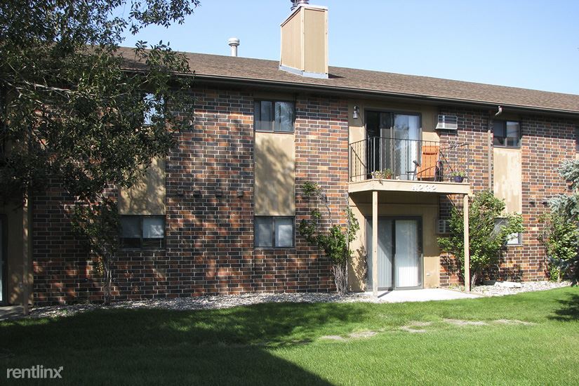 Building Photo - 4232 17th Ave S