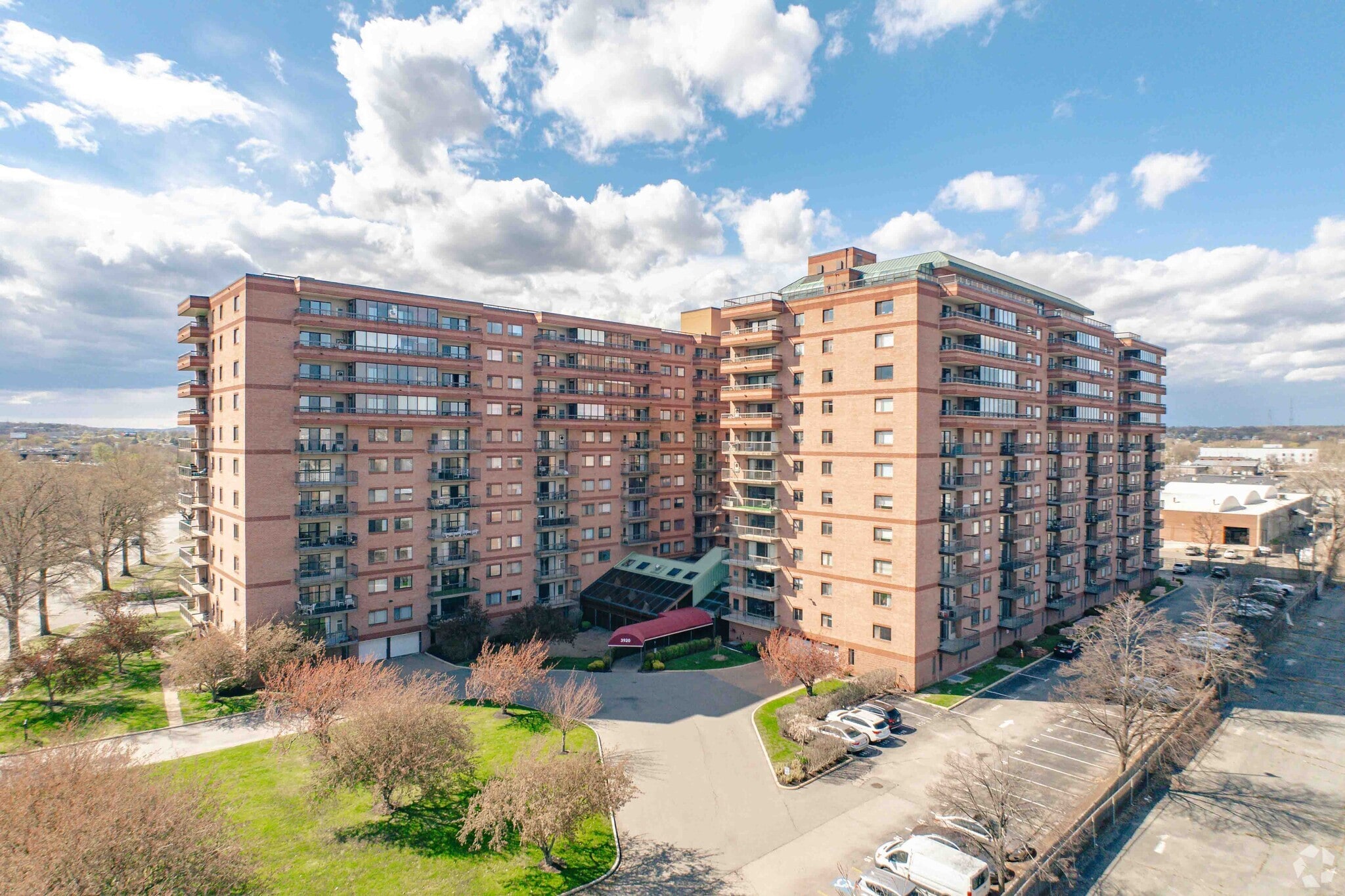 Mystic River Park Condominiums East