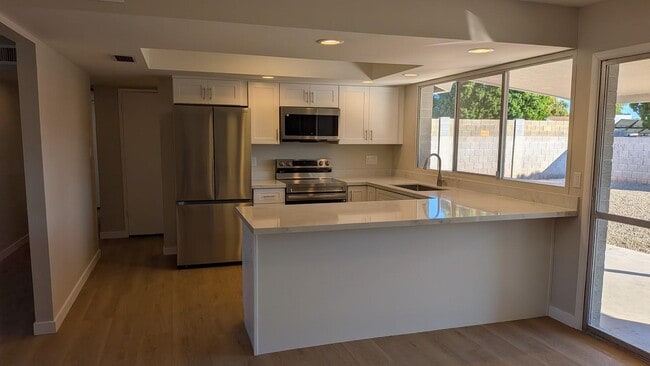 Foto del edificio - 1941 E Manhatton Dr