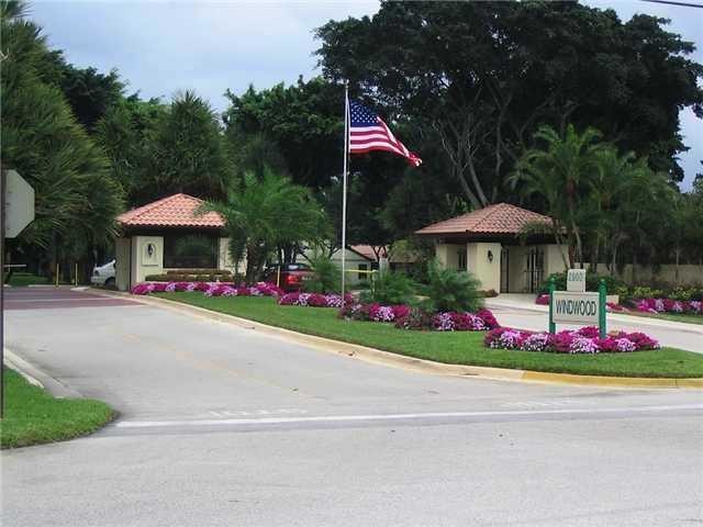 Photo - 301 Norwood Ter Apartment