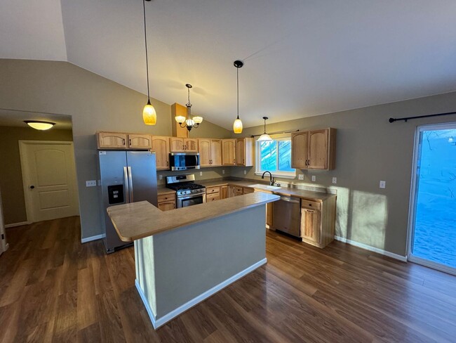 Foto del edificio - Beautiful 3 Bed 2 Bath Home in Wasilla!