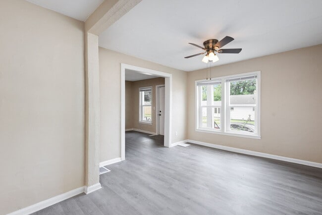 Building Photo - 636 S 25th St